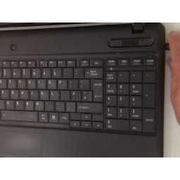 Замена клавиатуры Toshiba Satellite C660